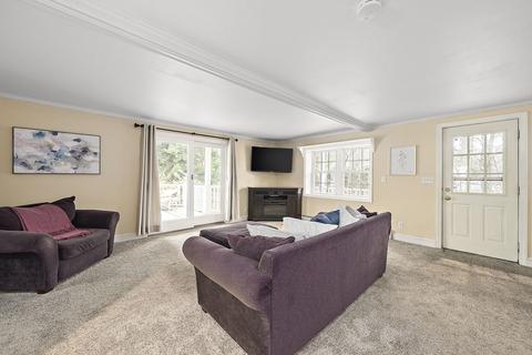 7 Sutcliffe Ave, Canton, MA 02021 photo 10