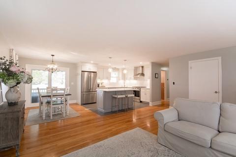 301 Austin, Fall River, MA 02723 photo 7