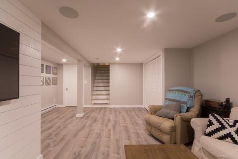 301 Austin, Fall River, MA 02723 photo 22