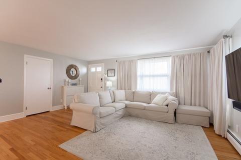 301 Austin, Fall River, MA 02723 photo 6
