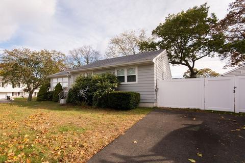 301 Austin, Fall River, MA 02723 photo 4