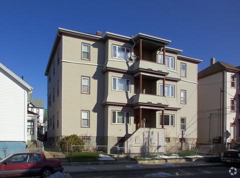 920 Pine St, Fall River, MA 02720 photo 1