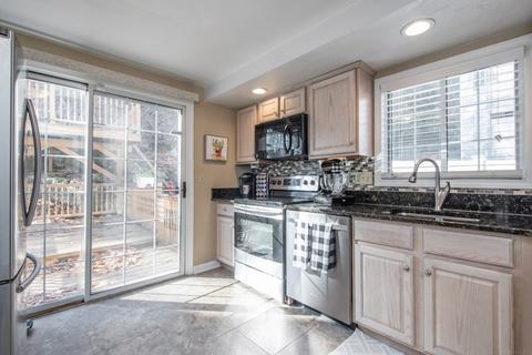 11 Jonathan Cir, Worcester, MA 01604 photo 15