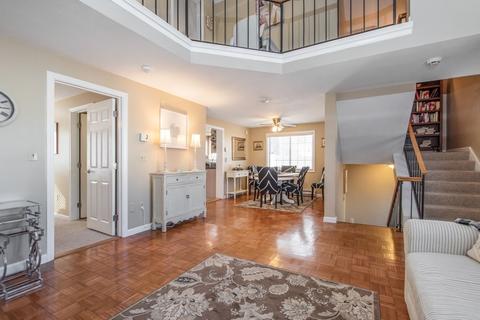 11 Jonathan Cir, Worcester, MA 01604 photo 10