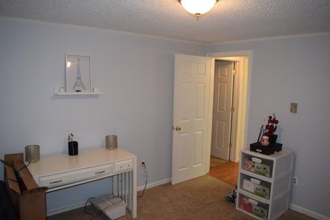 48 Driftwood Rd, Springfield, MA 01128 photo 6