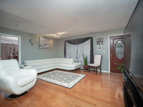 5 Acton St, Worcester, MA 01604 photo 8
