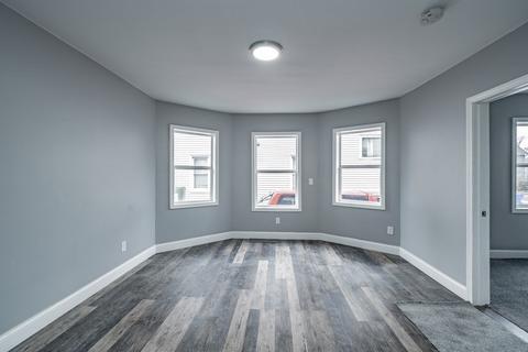 261 Oakland St, Springfield, MA 01108 photo 7