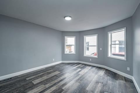 261 Oakland St, Springfield, MA 01108 photo 8