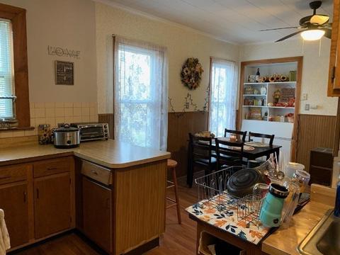44 1st St, Webster, MA 01570 photo 10
