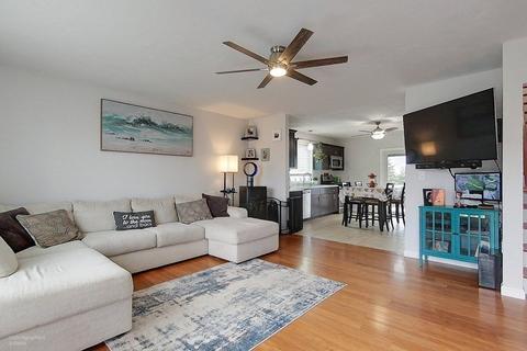 223 Bayview, Fall River, MA 02724 photo 22