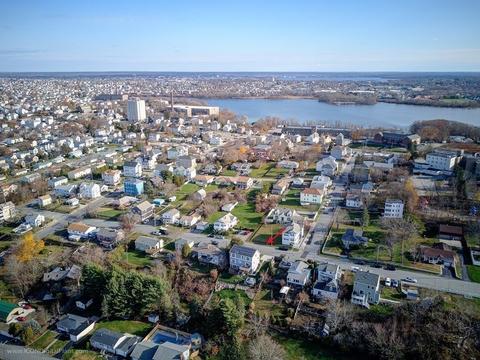 223 Bayview, Fall River, MA 02724 photo 7