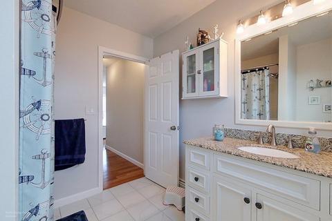 223 Bayview, Fall River, MA 02724 photo 20