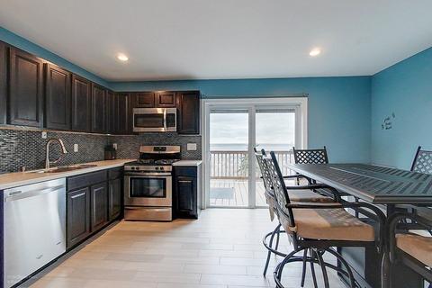 223 Bayview, Fall River, MA 02724 photo 33