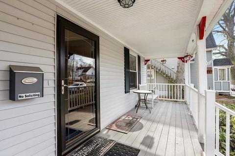32 Cedar St, Wakefield, MA 01880 photo 4