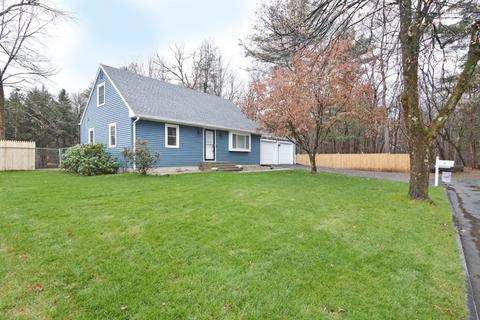 49 Nutmeg Dr, Springfield, MA 01129 photo 1