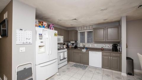 72 Emerson St, Fall River, MA 02720 photo 16