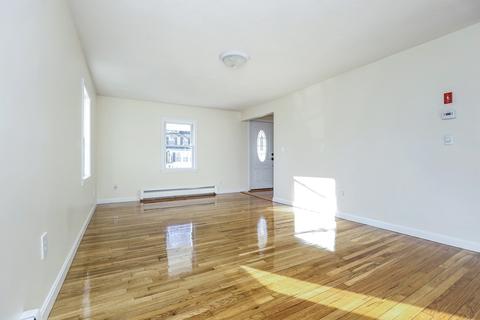 2 Cole Rd, Danvers, MA 01923 photo 6