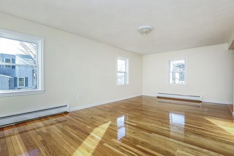 2 Cole Rd, Danvers, MA 01923 photo 4