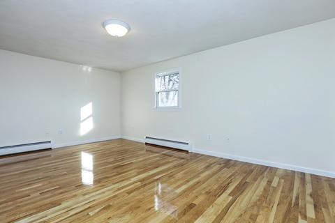 2 Cole Rd, Danvers, MA 01923 photo 28