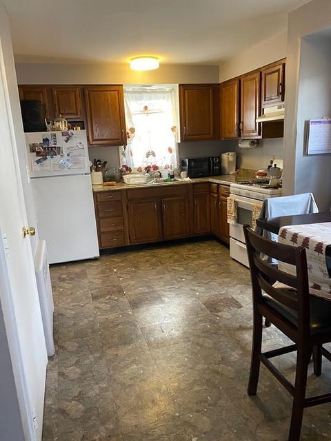 130 Arnold St, Woonsocket, RI 02895 photo 5