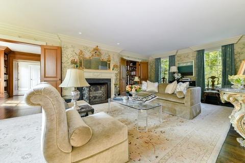 8 Rolling Ln, Weston, MA 02493 photo 5