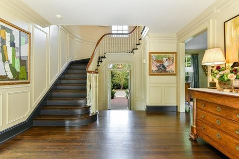8 Rolling Ln, Weston, MA 02493 photo 18