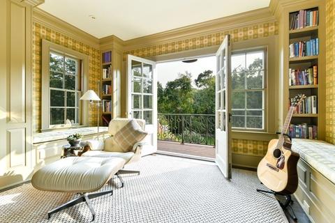 8 Rolling Ln, Weston, MA 02493 photo 19