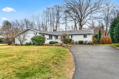 23 Bantry Rd, Framingham, MA 01701 photo 1