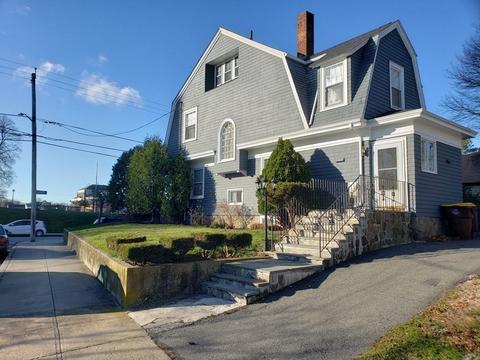 608 Hood St, Fall River, MA 02720 photo 2