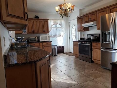 608 Hood St, Fall River, MA 02720 photo 6