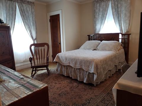 608 Hood St, Fall River, MA 02720 photo 13