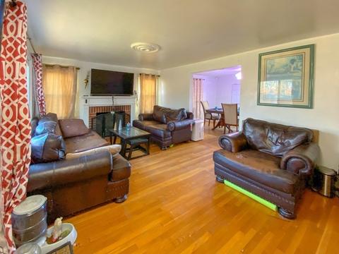 515 Bay St, Springfield, MA 01109 photo 11