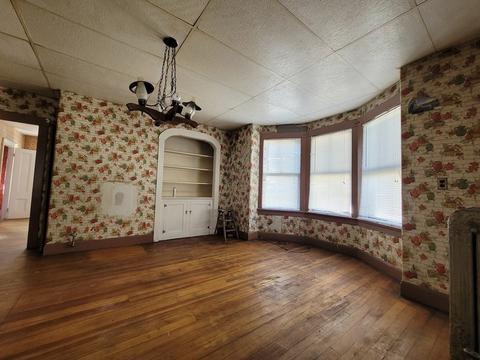 556 Bradford Ave, Fall River, MA 02721 photo 13