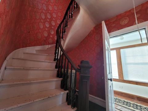 556 Bradford Ave, Fall River, MA 02721 photo 6