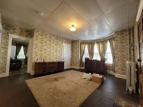 556 Bradford Ave, Fall River, MA 02721 photo 12