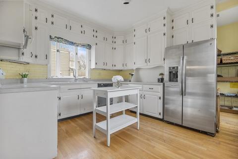 37 Fearing Rd, Hingham, MA 02043 photo 8