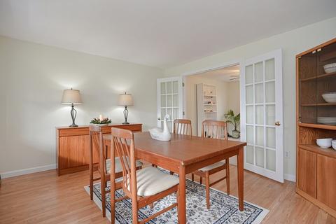 6 Tipperary Dr, Sutton, MA 01590 photo 3