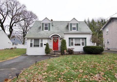 47 Bither St, Springfield, MA 01118 photo 1