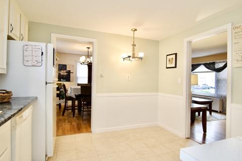47 Bither St, Springfield, MA 01118 photo 4