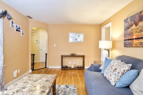 47 Bither St, Springfield, MA 01118 photo 12
