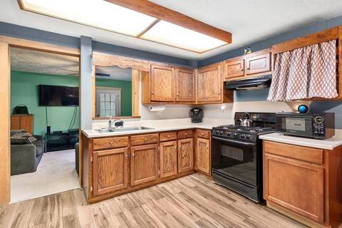188 Maple St, Douglas, MA 01516 photo 11