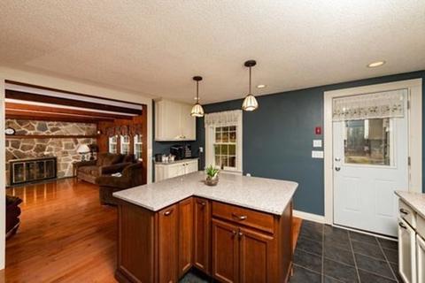 2 Bayview Ave, Berkley, MA 02779 photo 3