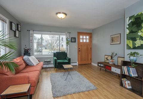 20 Bates St, Northampton, MA 01060 photo 8