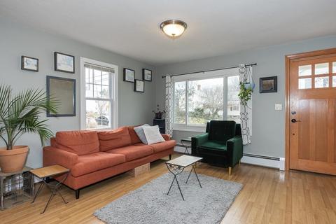 20 Bates St, Northampton, MA 01060 photo 9