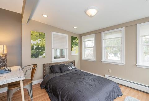 20 Bates St, Northampton, MA 01060 photo 13