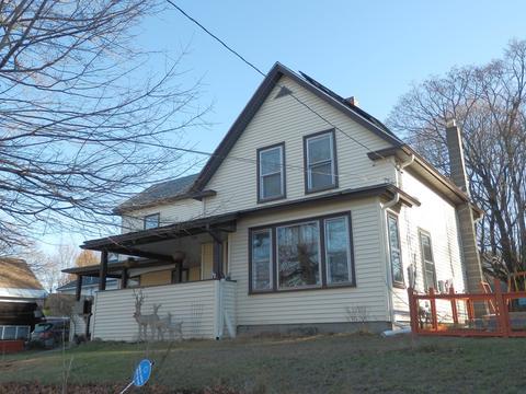 136 Highland Ave, Athol, MA 01331 photo 3