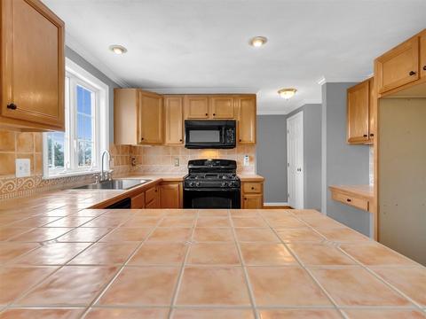 11 Hyde St #B, Danvers, MA 01923 photo 10