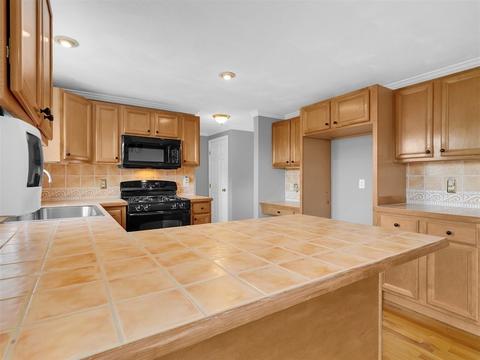 11 Hyde St #B, Danvers, MA 01923 photo 11