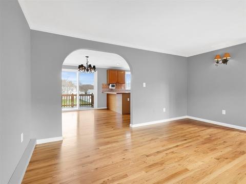 11 Hyde St #B, Danvers, MA 01923 photo 6