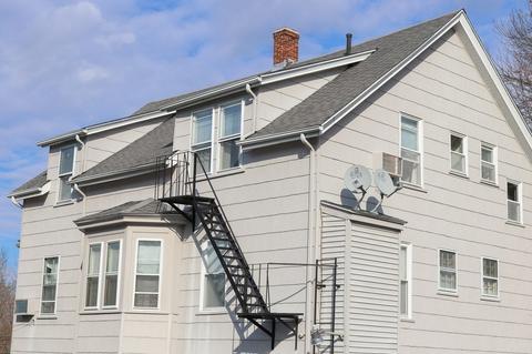 26 Pearl St, Woonsocket, RI 02895 photo 12